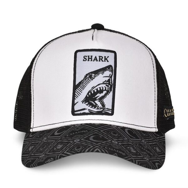 gorra cuadra tiburón